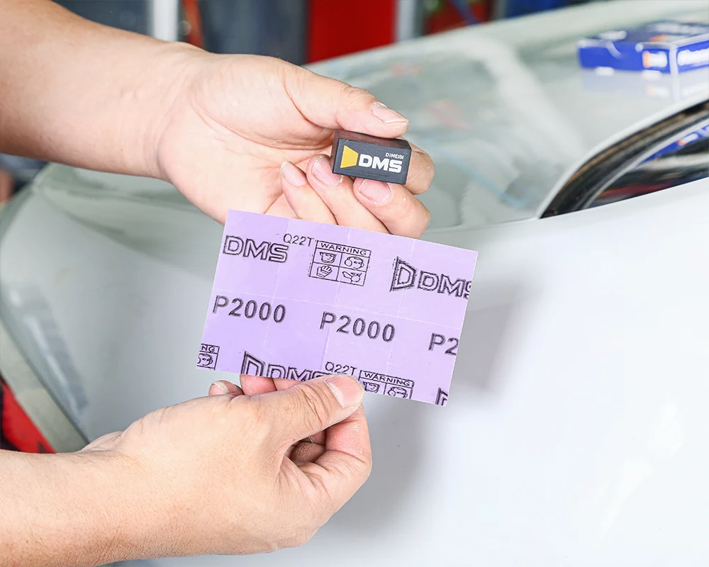 မော်တော်ကားဆေးသုတ်ခြင်းအတွက် မည်သည့် Grit Size ကို ရွေးချယ်သင့်သနည်း။ P80–P2000 သဲစက္ကူအသုံးပြုခြင်းလမ်းညွှန်